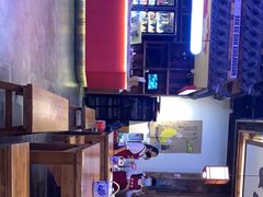 -先启半步颠小酒馆(白麓里店)
