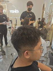 -苏奇发型·烫发染发