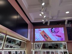 -4iNLOOK美瞳店(中山公园龙之梦店)