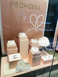 -周生生Chow Sang Sang(东方店)