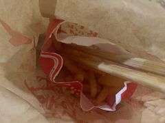 -必胜客(龙吴宅急送店)