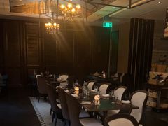 -卡佩罗意大利餐厅及酒吧Al Cappello Trattoria