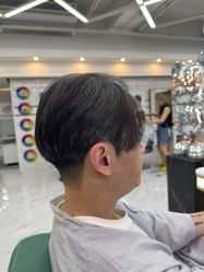 -秦·专注剪发