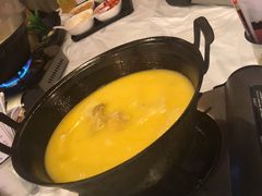 -鲜入围煮花胶鸡海鲜火锅