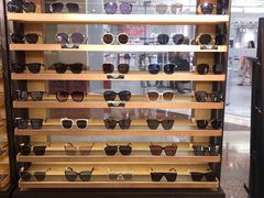 -MUJOSH木九十眼镜(月星环球港B1店)