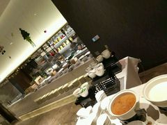 -筠咖啡西餐厅(上海国展宝龙丽筠酒店)