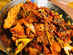 鱿鱼炒五花肉-富乐满韩国正宗炸鸡韩国料理(虹泉路店)