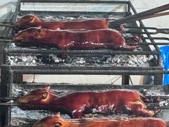 -黄记四更烤乳猪店