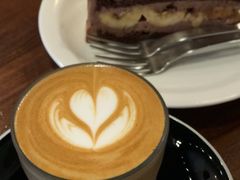 Flat&nbsp;white-black rainbow coffee