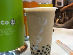 -CoCo都可(八达商城店)