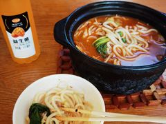 -云南蒙自过桥米线(丰庆路店)