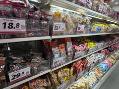 -赵一鸣零食(广州荔湾路店)