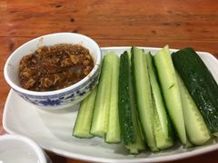 -雪乡人家东北菜·铁锅炖一切(高斯路店)
