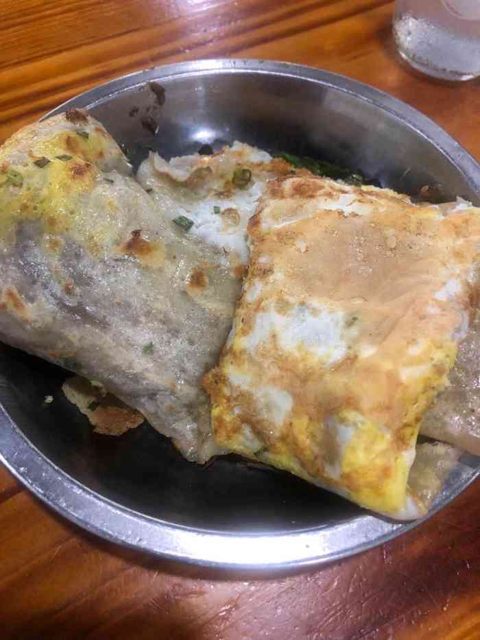 飞凤小吃(鼓楼店)-"在鼓楼附近逛,偶遇飞凤小吃,泰兴老字号夜.