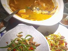 -卢大鲜鱼头捞饭(美利广场店)