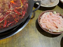 -黄潇洒老火锅(九眼桥宏济巷店)