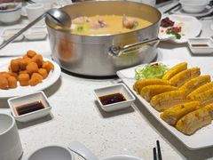 -肥仔文澳门猪骨煲(南京西路店)