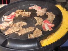 -三国惹火烤肉·中日韩烤肉集合店(百草路店)