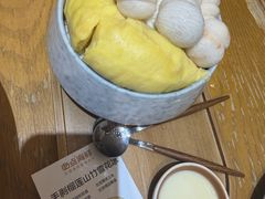 手拨榴莲山竹雪花冰-必点海鲜·海肠捞饭大王(滨江道店)
