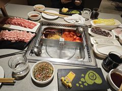 -海底捞火锅(新松江路店)