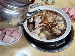 -东巴谷野生菌火锅餐厅