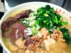 -文山荷鲜居(翠湖店)