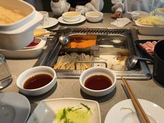 -海底捞火锅(新松江路店)