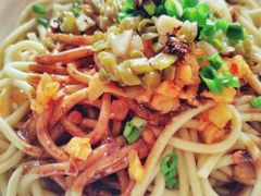 招牌热干面-德泓面馆(颐高店)