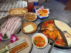 -朱光玉火锅馆(龙阳广场店)