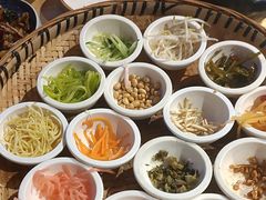 -包整·丝娃娃(一览甲秀楼风景店)