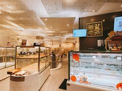 面包甜点陈列柜-奈雪的茶(市百一店)