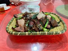蕨粑腊肉-余家庄肥肠鱼地方汤锅(银杏大道店)
