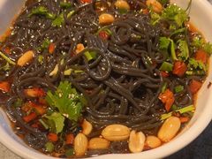 酸辣蕨根粉-华盛园卷子王农家菜水库鱼