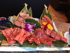 -炼火烤肉店
