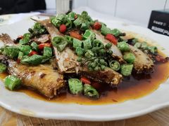 干烧耗儿鱼-洪霞餐馆