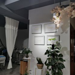 -潮店·虞妃妮轻奢美甲美睫馆