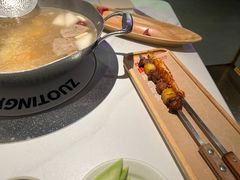 -左庭右院鲜牛肉火锅(金山万达店)