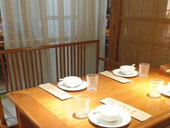 -鸽舞笙平金牌烧鸽子·融合菜(鲁谷店)
