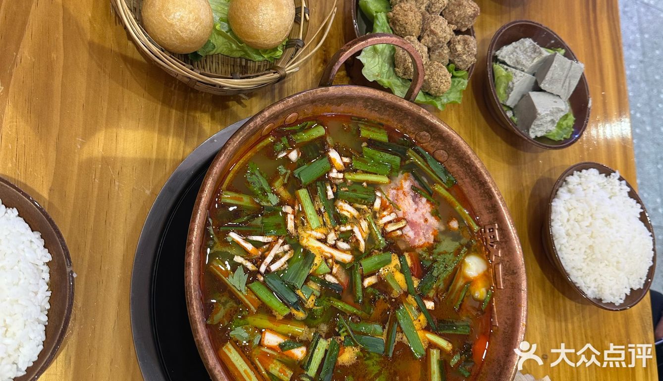 冷冷的天就要吃火锅