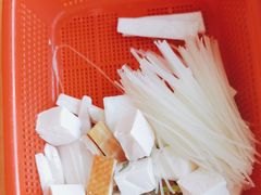 -马家斑.鲜鱼火锅(松湖万科店)