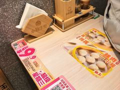 -小杨生煎(金山百联购物中心3楼店)