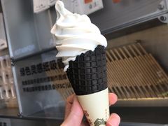 椰椰脆筒-喜茶(深圳海岸城店)