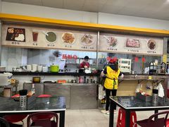 -燊意布拉肠云吞面(中山四路店)