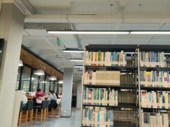 -朝阳区图书馆(小庄店)