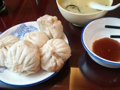 猪肉灌汤包-草包包子铺1937(普利街店)