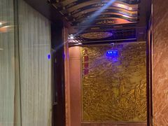 -皇宫大酒店