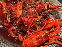 -肥肥虾庄·金牌油焖大虾(汉街SKP店)