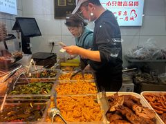 -滨海新区濒开里菜市场