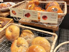 -B.O.M波姆烘焙(凤凰街店)