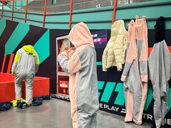 -极限PLAY运动娱乐新世界·团建派对表演休闲馆·室内高空游乐园